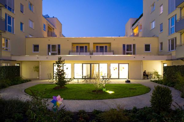 Service-Wohnen für Senioren im Seepark Mögeldorf – zur Miete