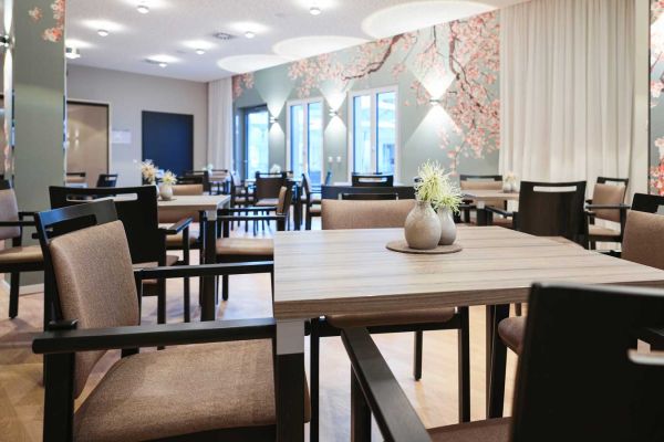 KIB-Gruppe-Service-Wohnen-fuer-Senioren-im-Quartier-Langseestrasse-in-Moegeldorf-zur-Miete